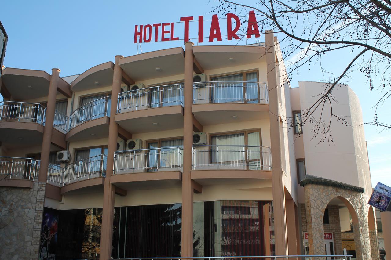 Tiara Hotel ドブリチ エクステリア 写真
